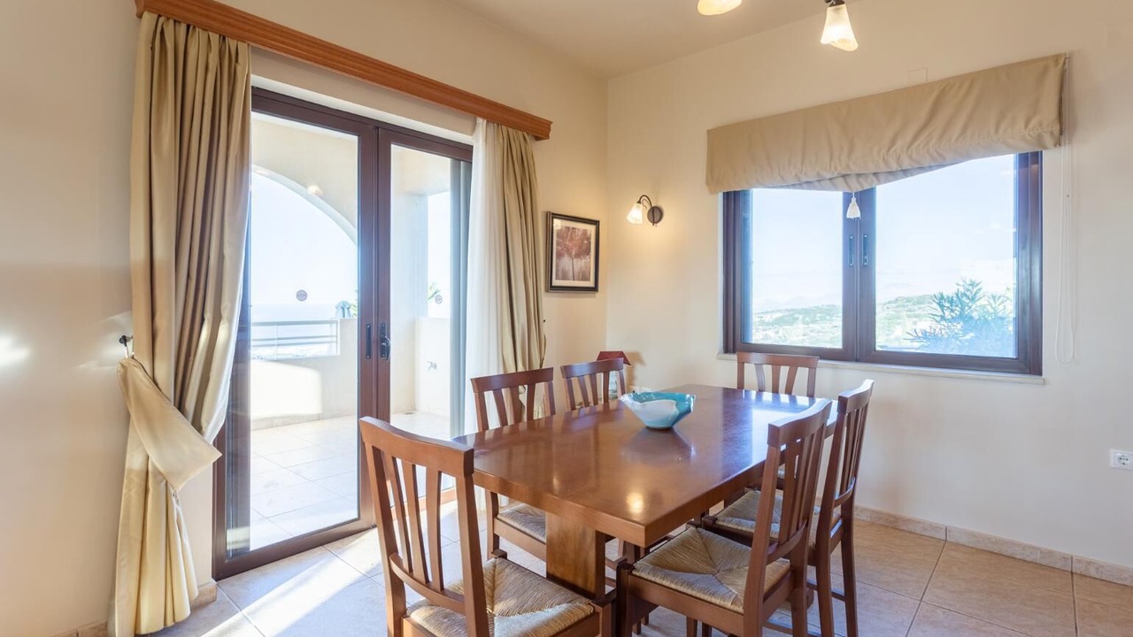 Photo of Livingroom in Roussospiti