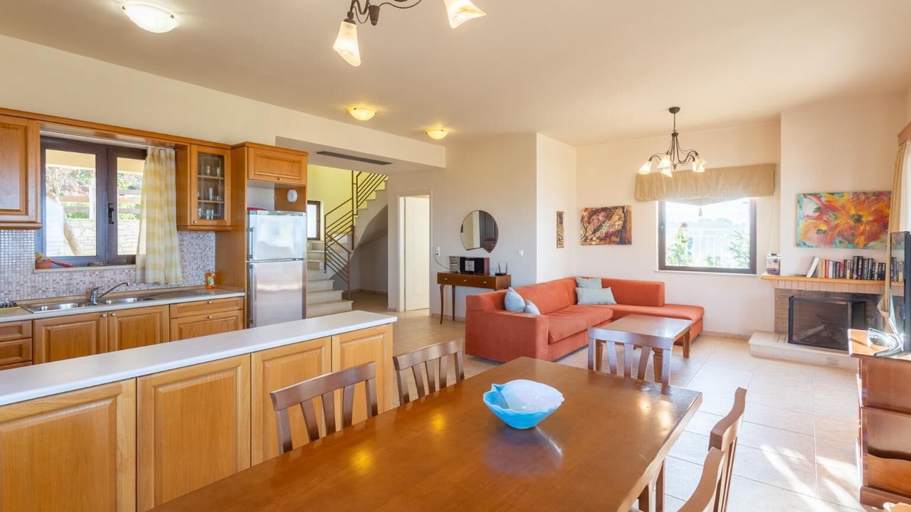Photo of Livingroom in Roussospiti