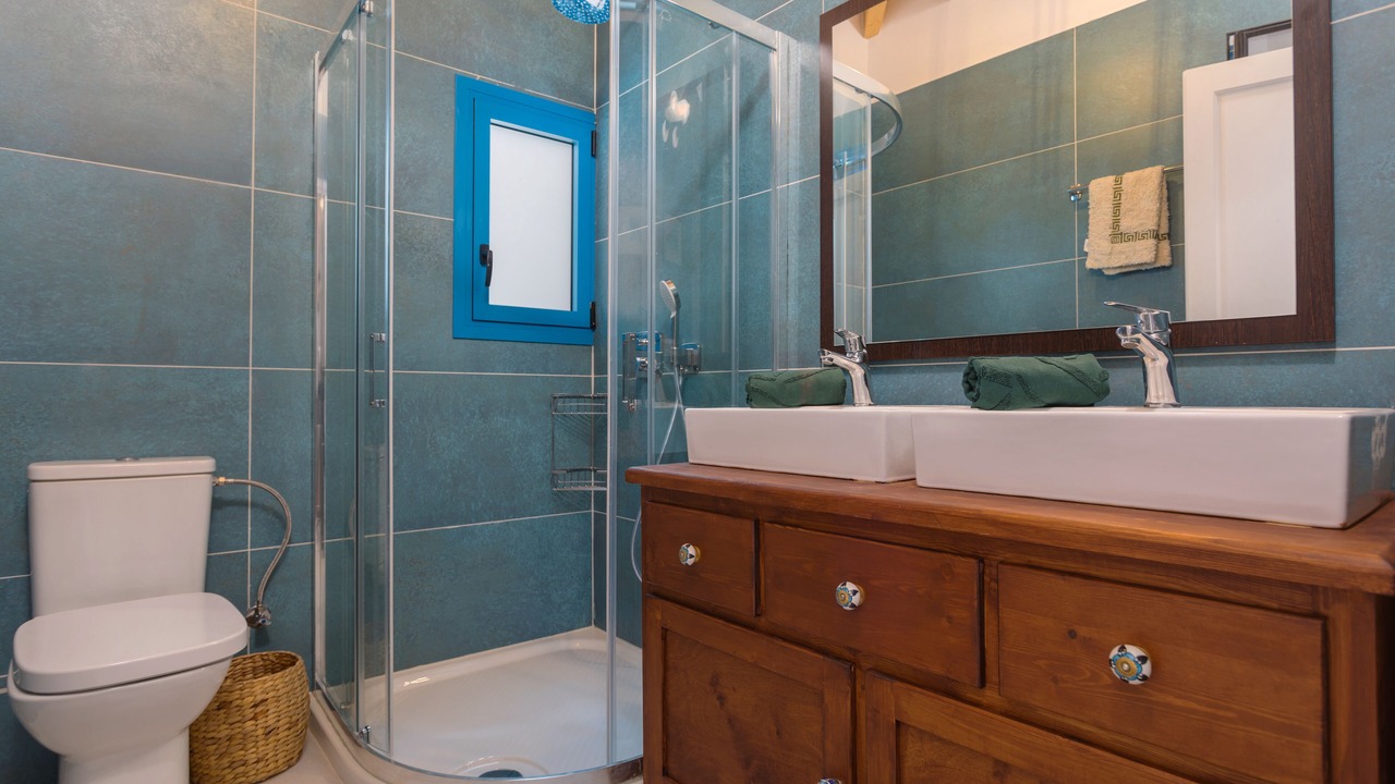 Photo of Bathroom in Askos