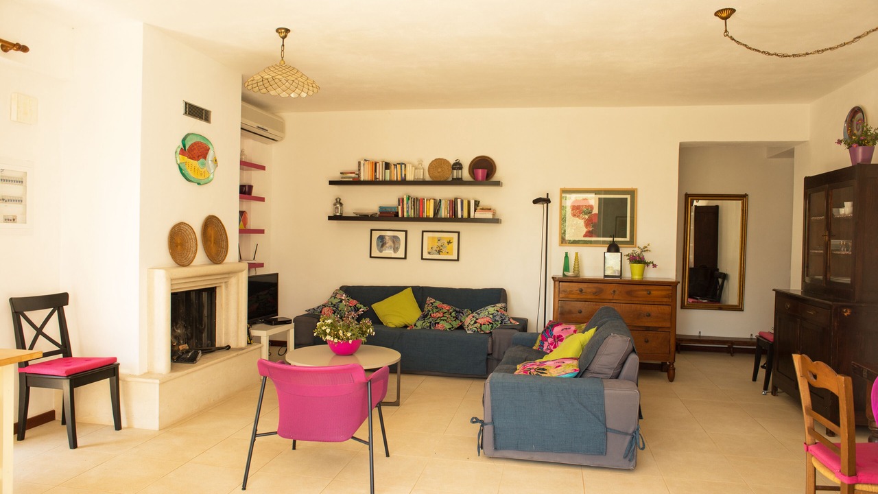 Photo of Livingroom in Ano Volimes