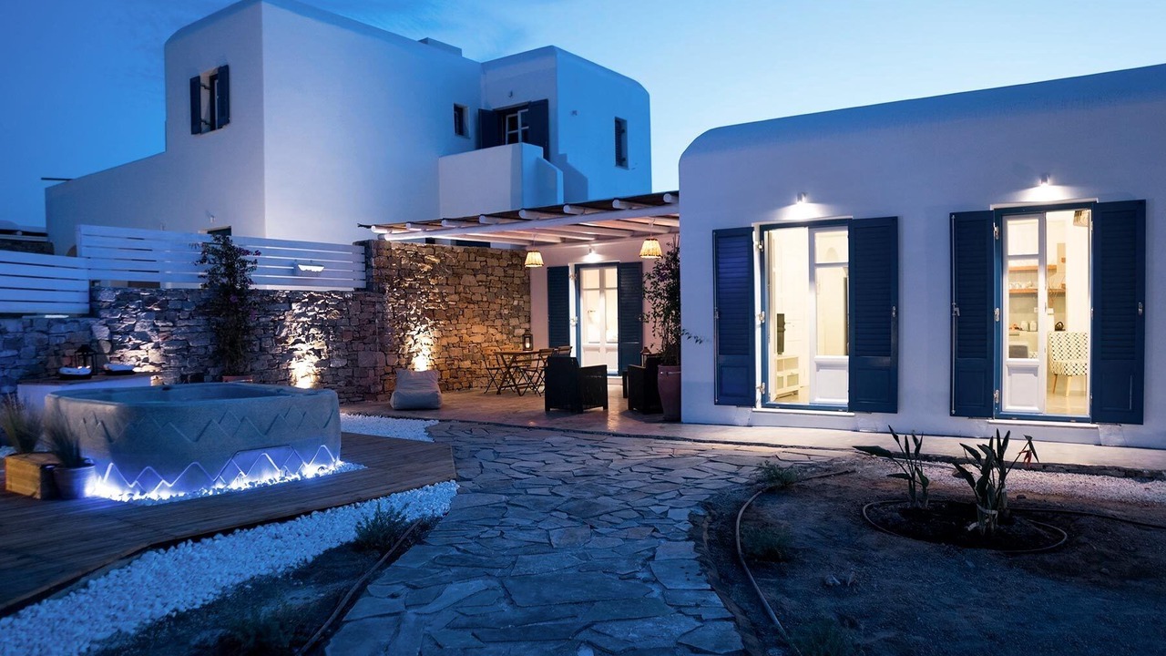 Photo of Outdoor in Piso Livadi