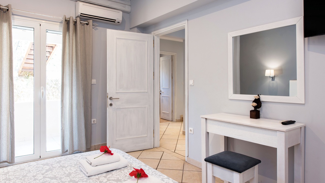 Photo of Bedroom in Perama