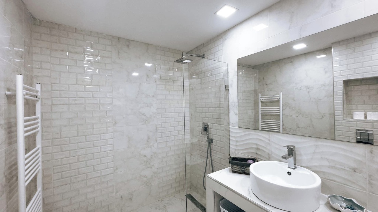Photo of Bathroom in Messonghi