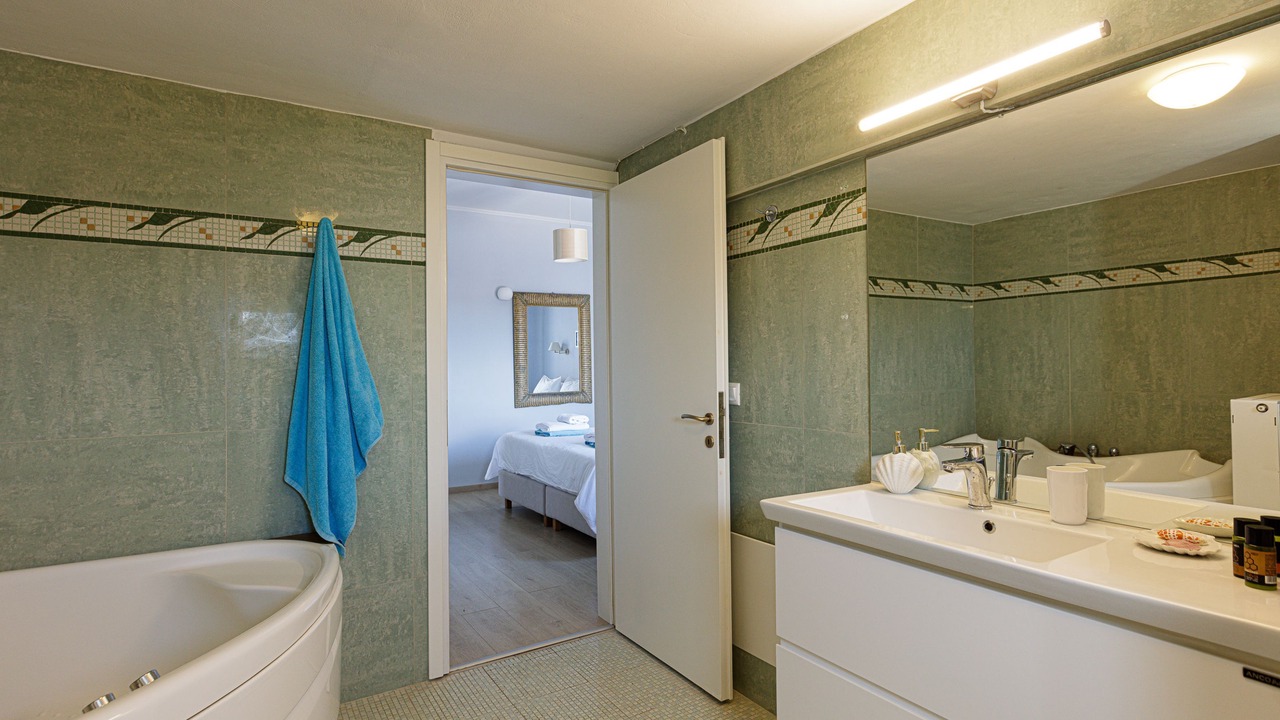 Photo of Bathroom in Stavros