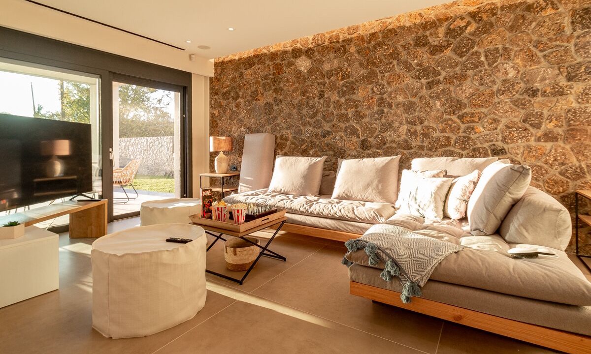 Photo of Livingroom in Acharavi