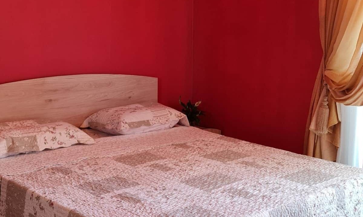 Photo of Bedroom in Drama