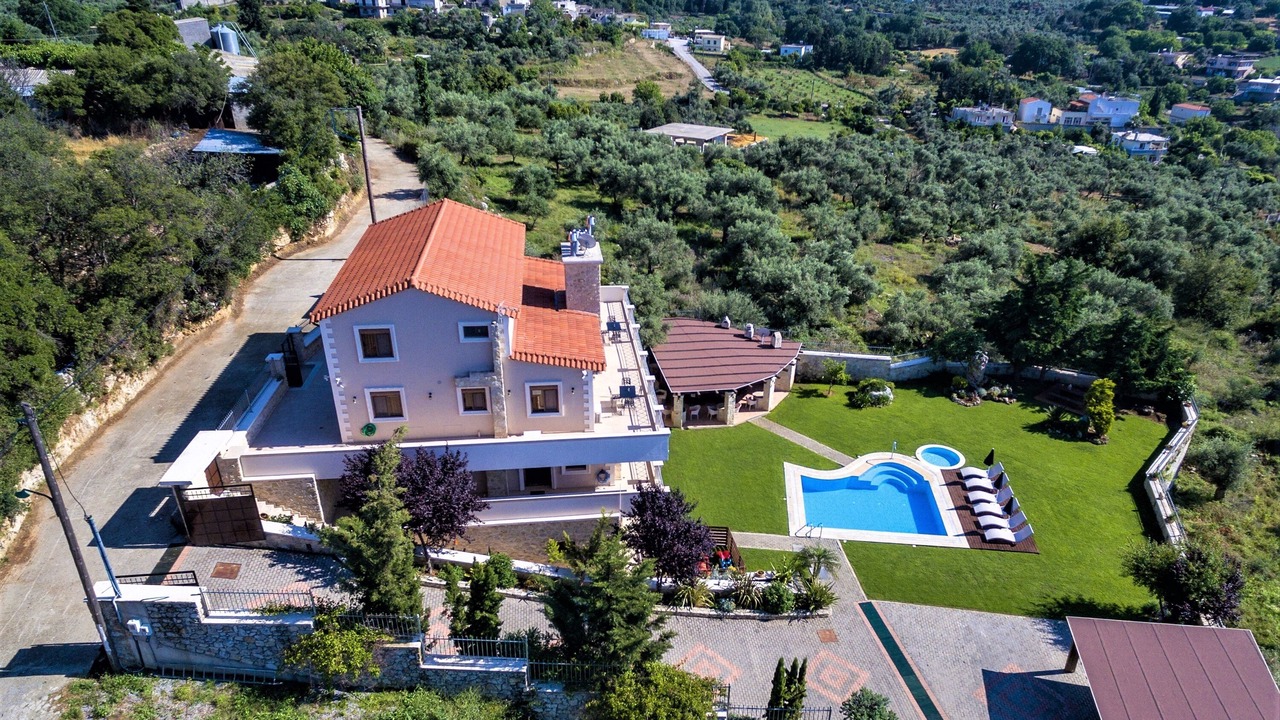 Photo of Outdoor in Kaloniktis