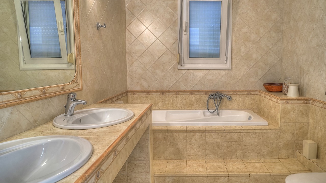Photo of Bathroom in Gerani