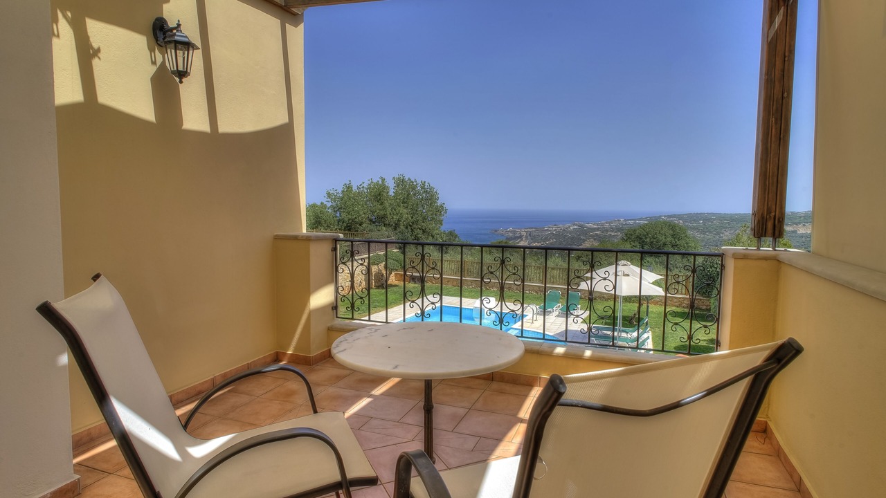 Photo of Outdoor in Gerani