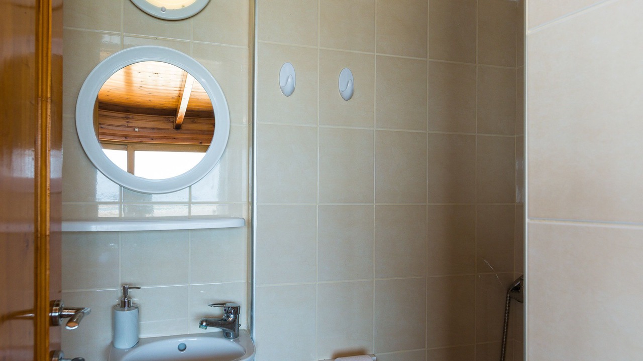 Photo of Bathroom in Kavros