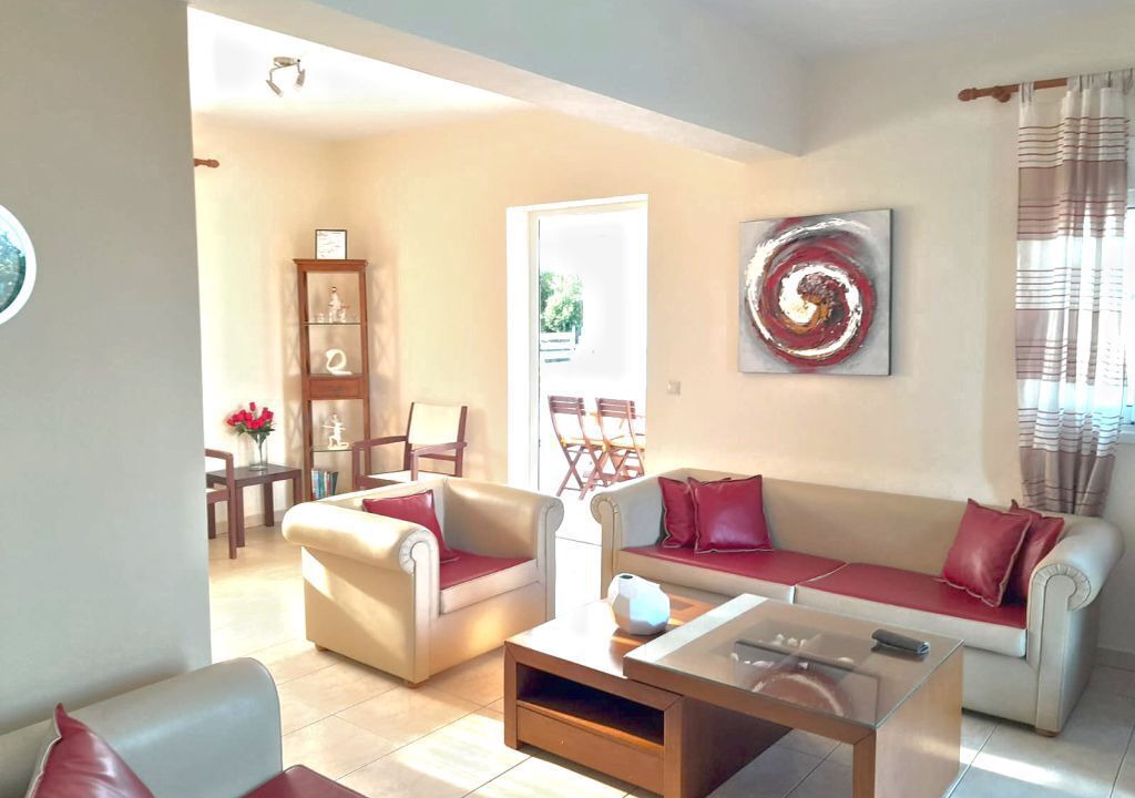 Photo of Livingroom in Gennadi
