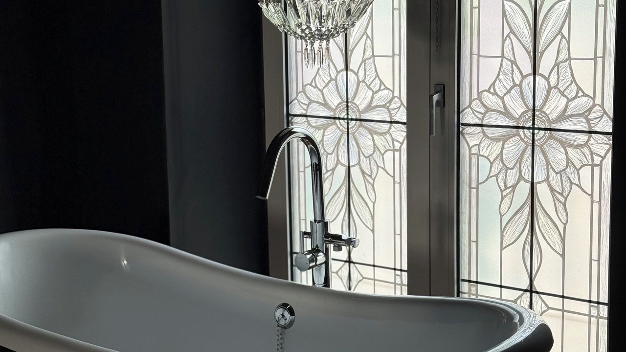 Photo of Bathroom in Saint-Sulpice-le-Gueretois
