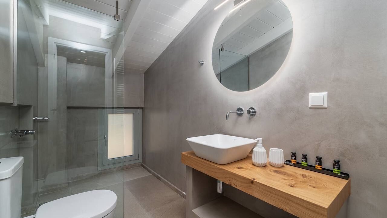 Photo of Bathroom in Apolpaina