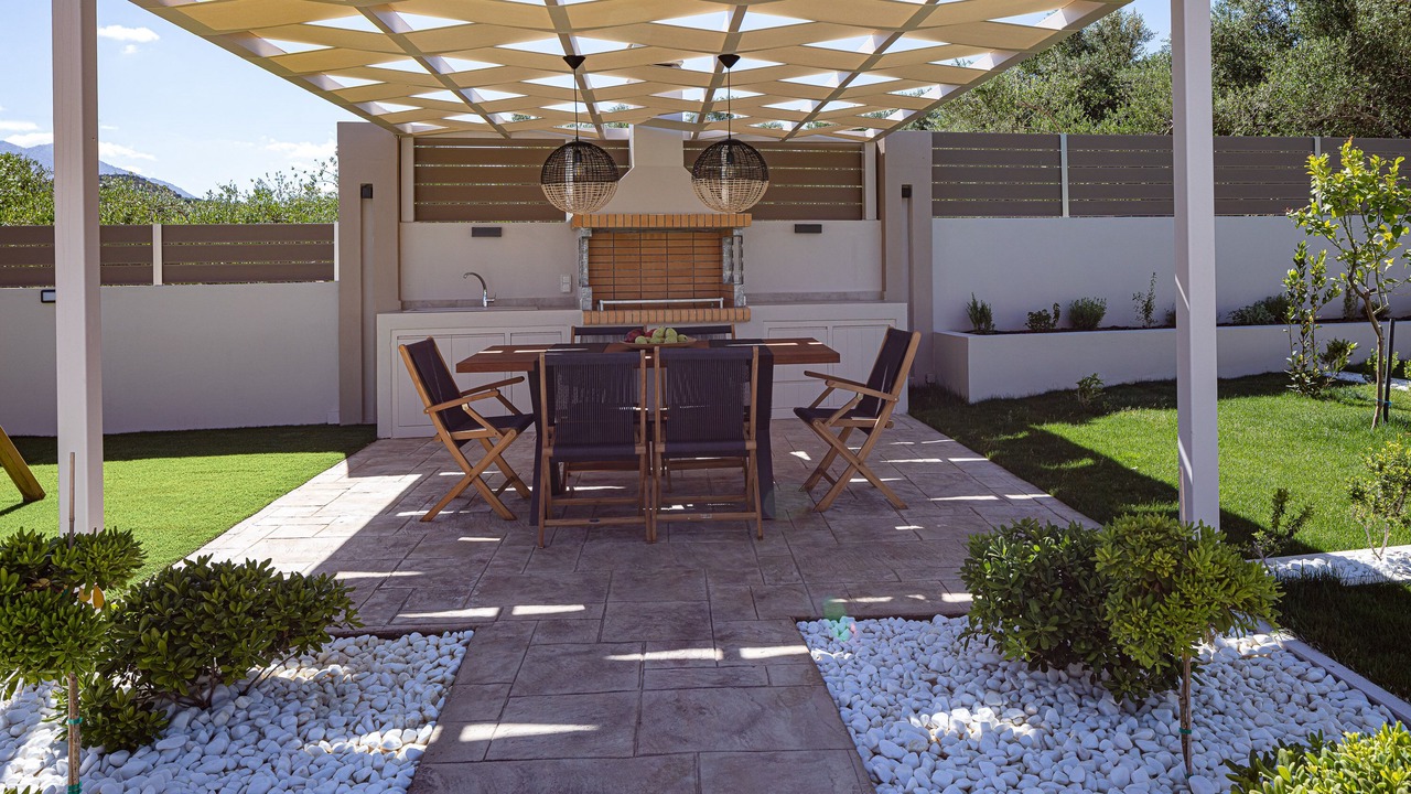 Photo of Outdoor in Perama