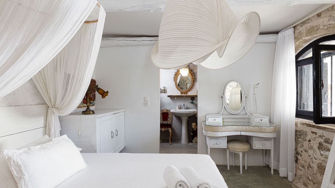 Photo of Bedroom in Armenoi