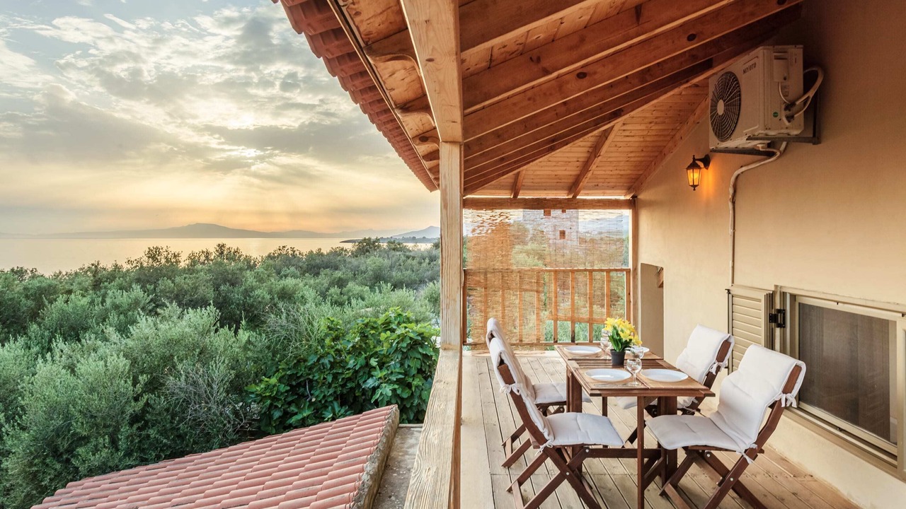 Photo of Patio Balcony in Lefktron
