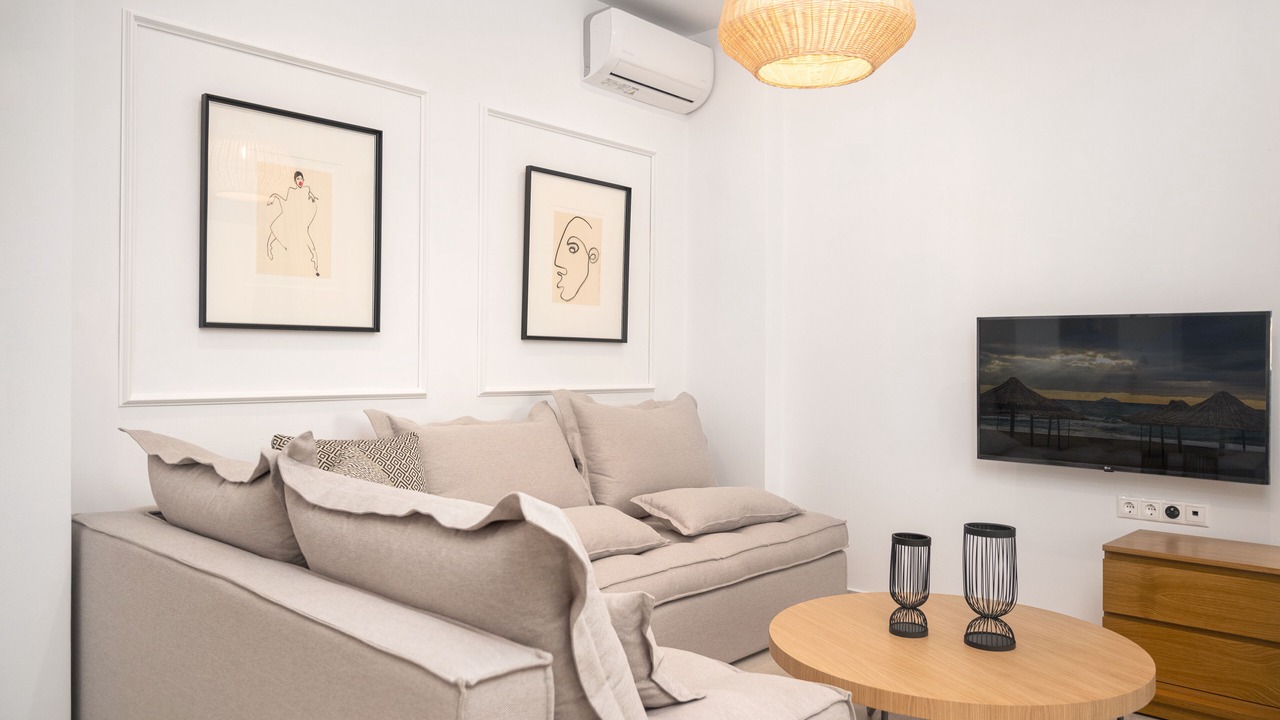 Photo of Bedroom in Neo Kalamaki