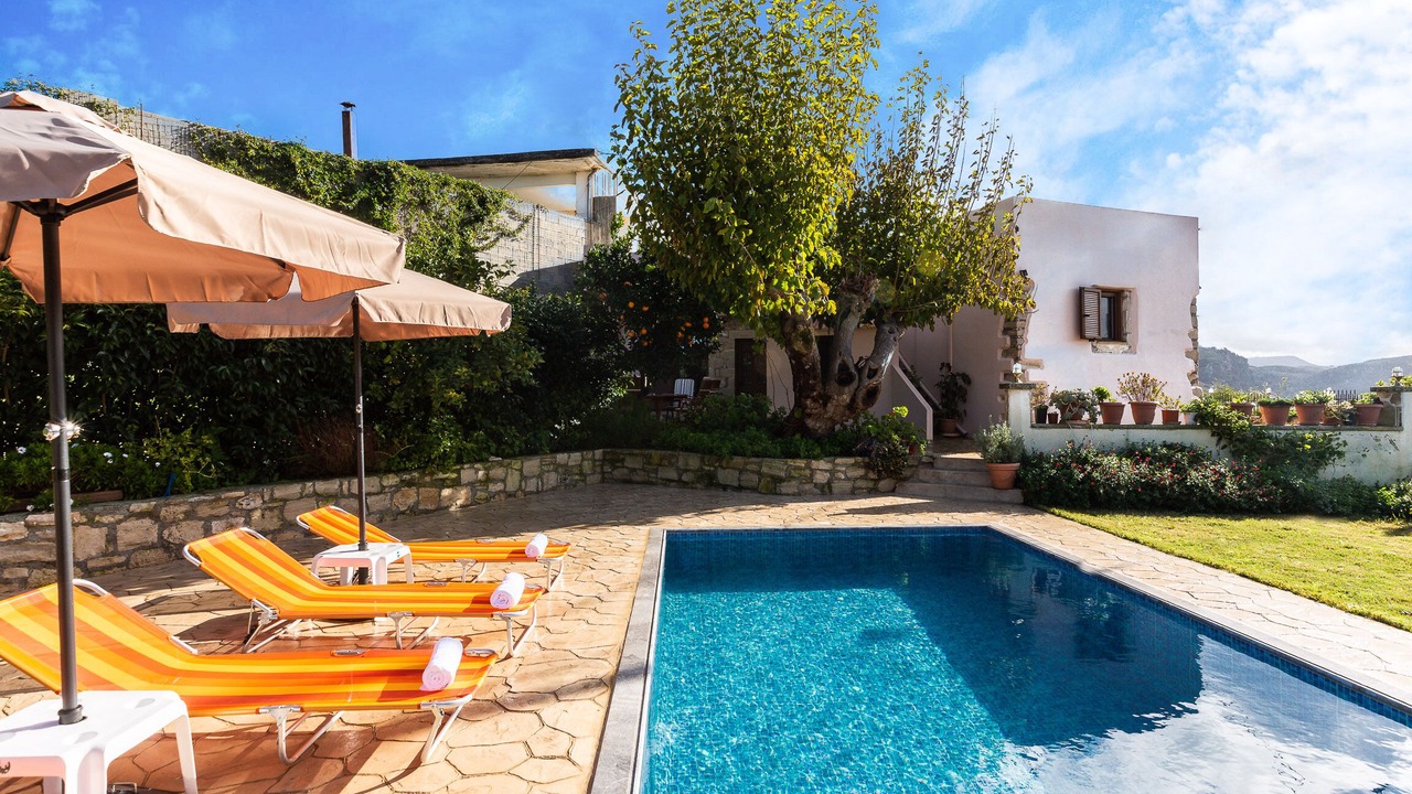 Photo of Outdoor in Monopari
