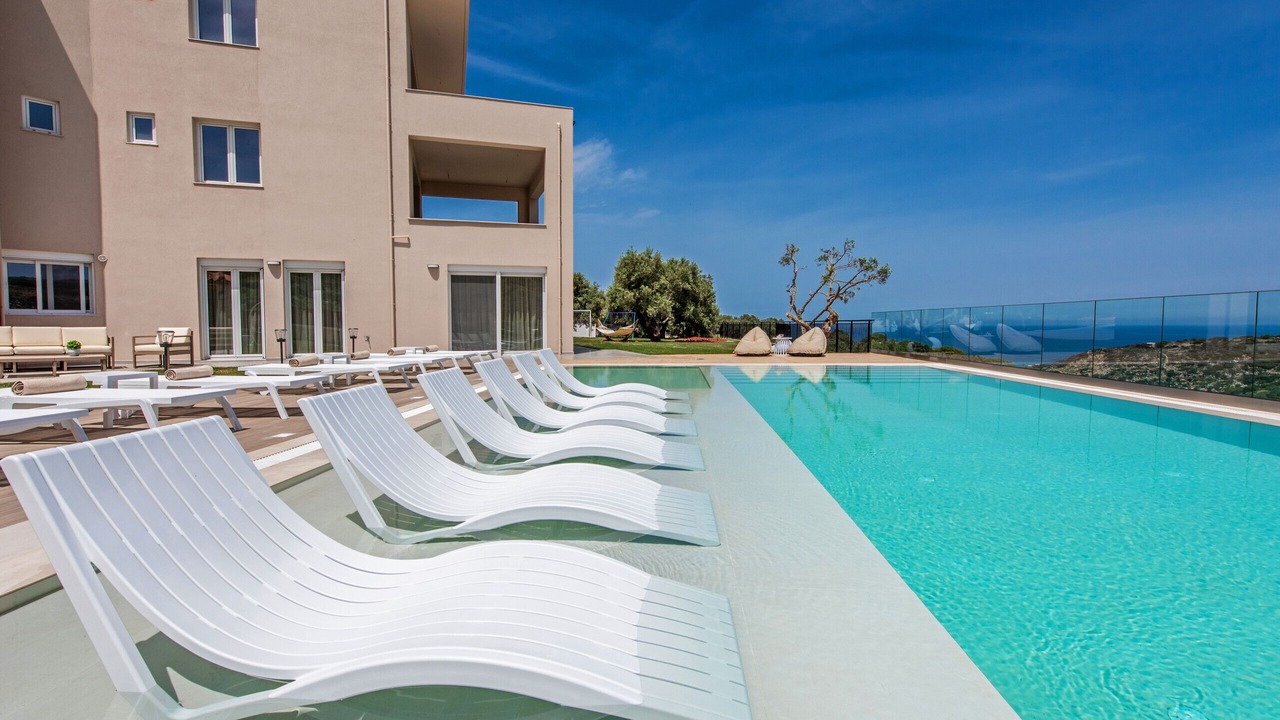 Photo of Outdoor in Gerani
