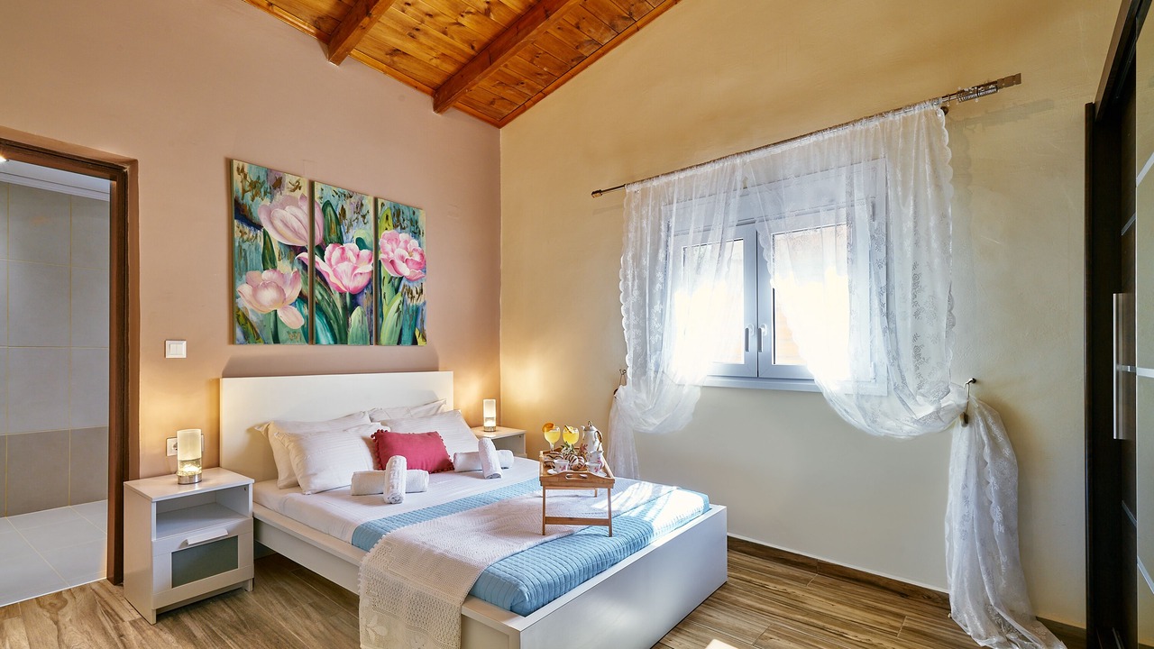 Photo of Bedroom in Paralia Kourna