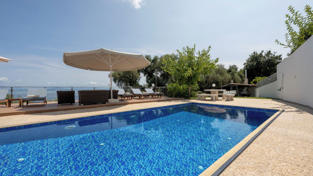 Photo of Outdoor in Perama