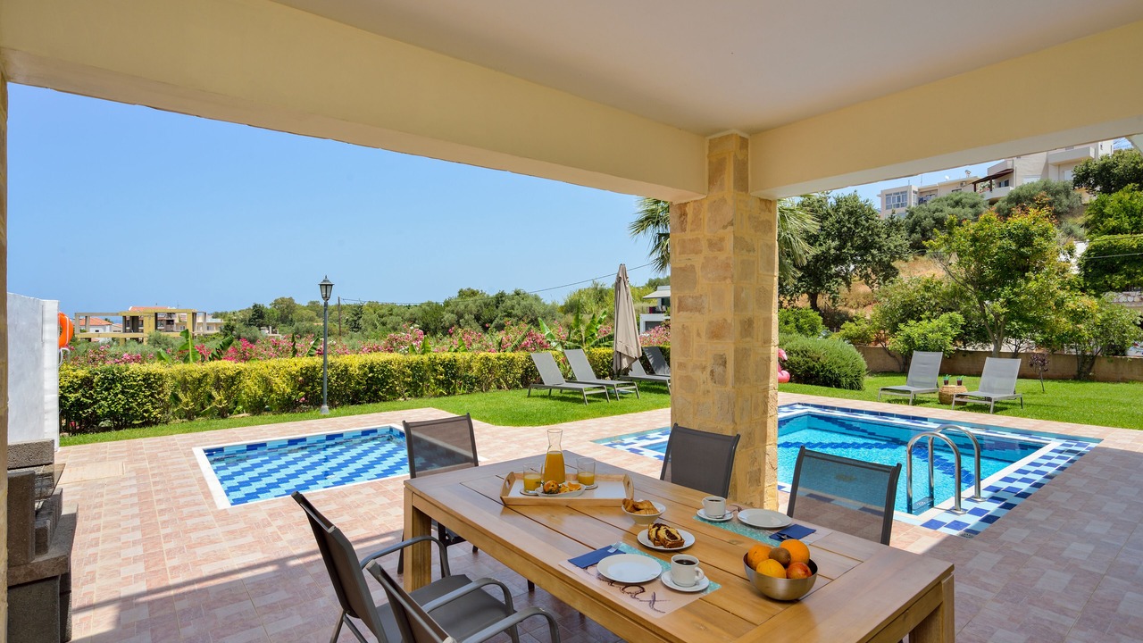Photo of Outdoor in Makrys Tichos