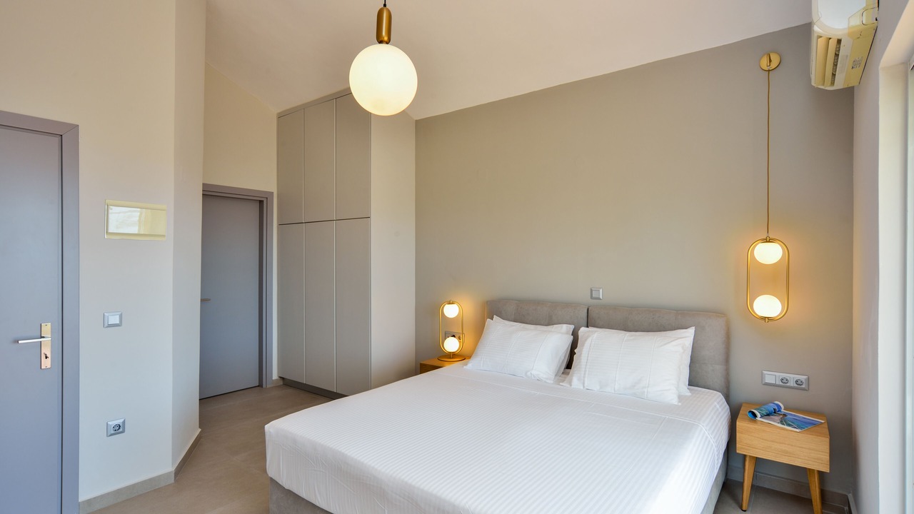 Photo of Bedroom in Makrys Tichos