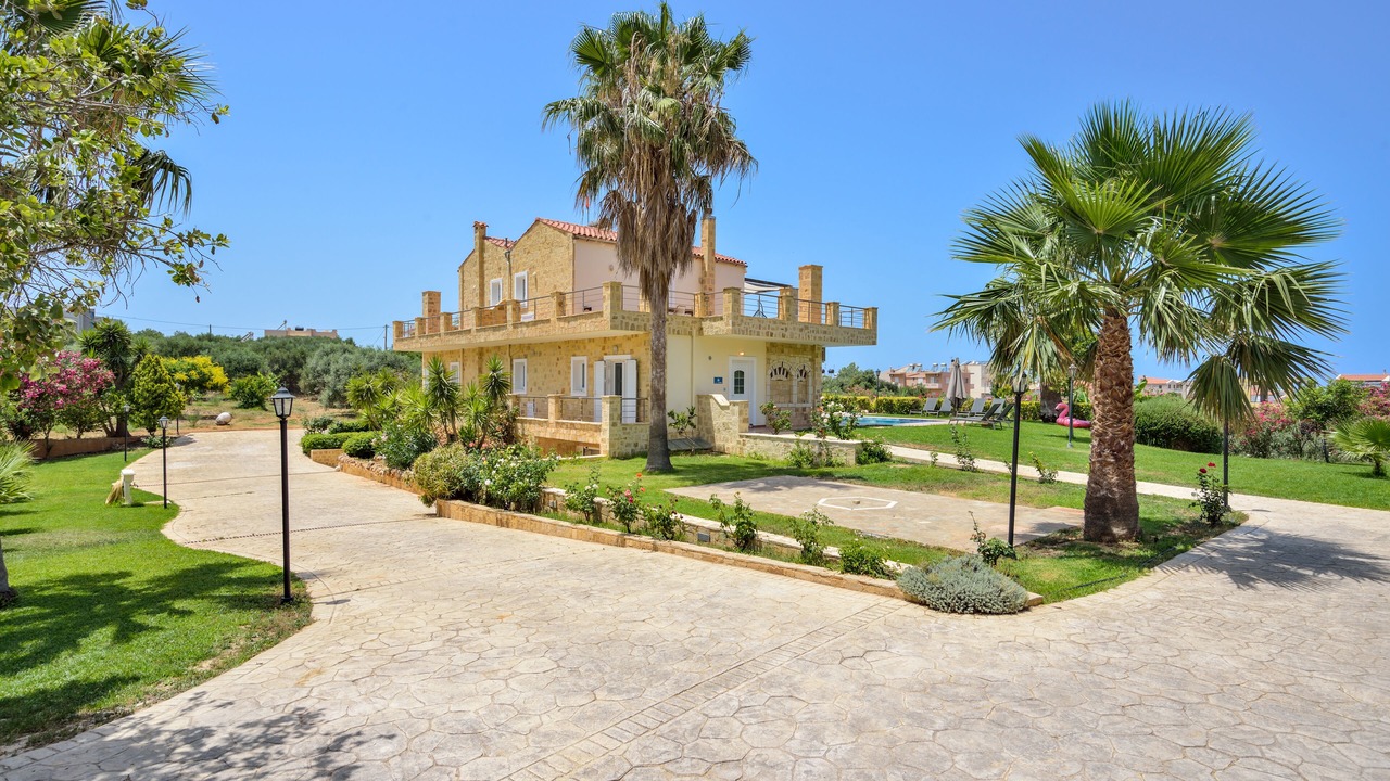 Photo of Outdoor in Makrys Tichos