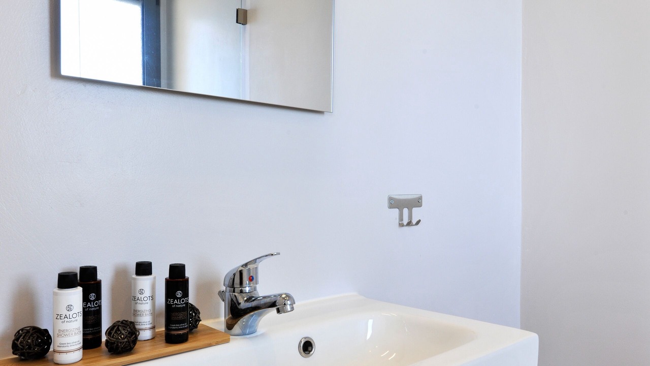 Photo of Bathroom in Marathon