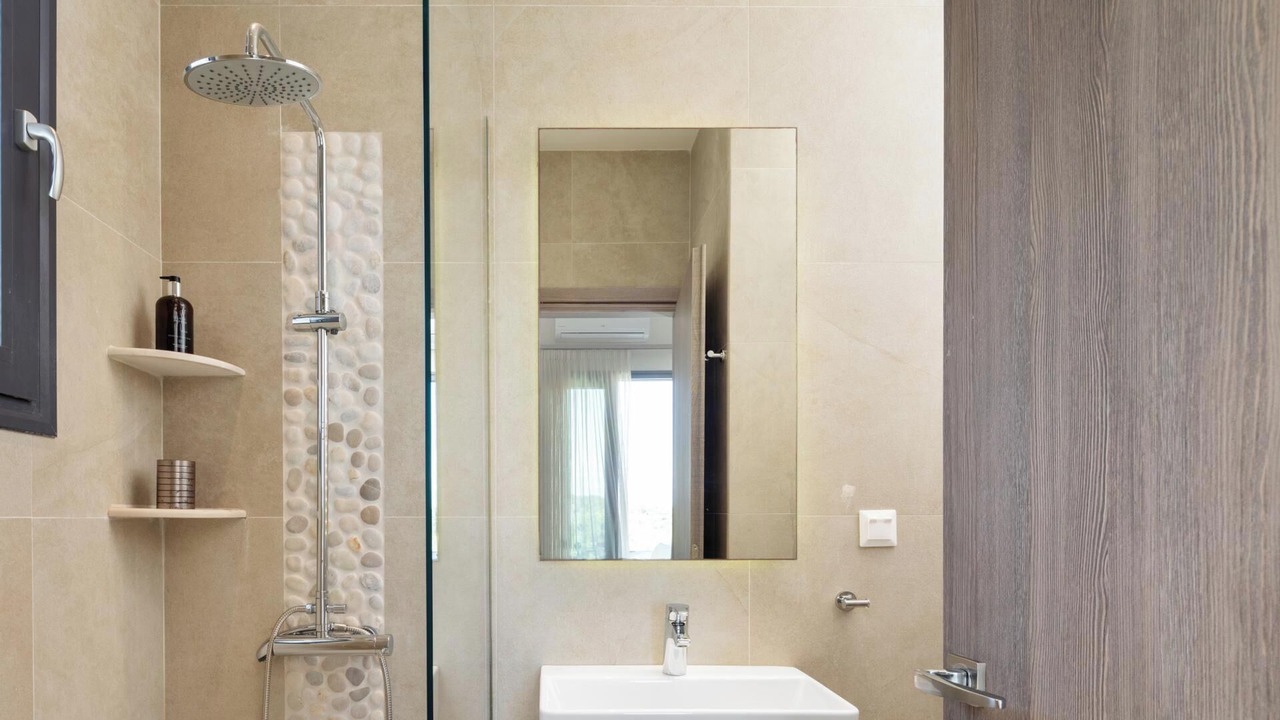 Photo of Bathroom in Acharavi