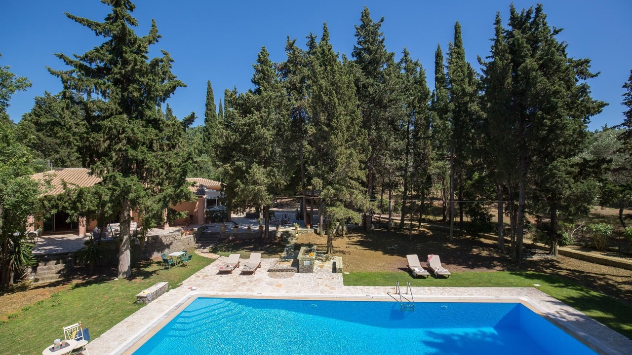 Photo of Outdoor in Perama