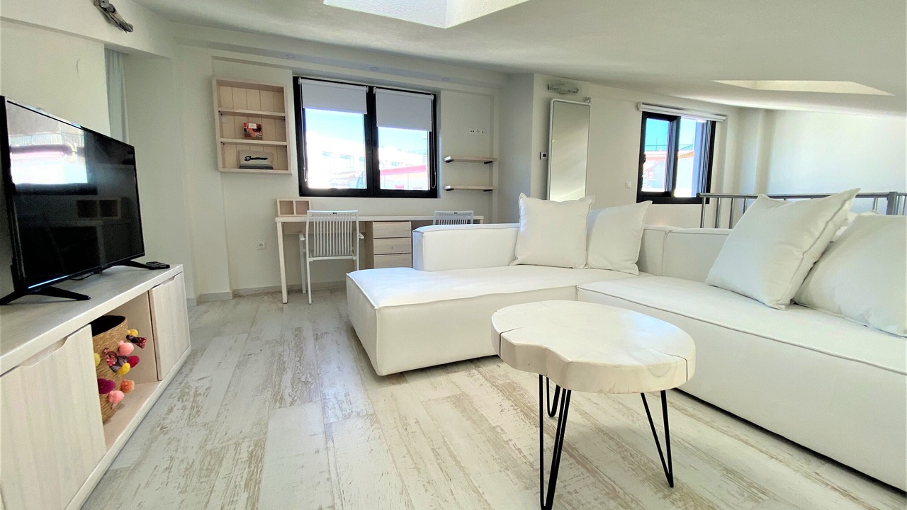 Photo of Livingroom in Neos Marmaras