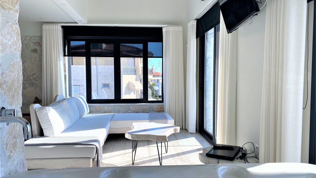 Photo of Livingroom in Neos Marmaras