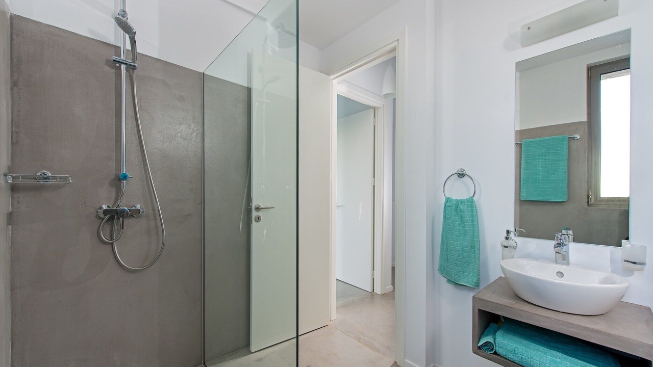 Photo of Bathroom in Kalithies