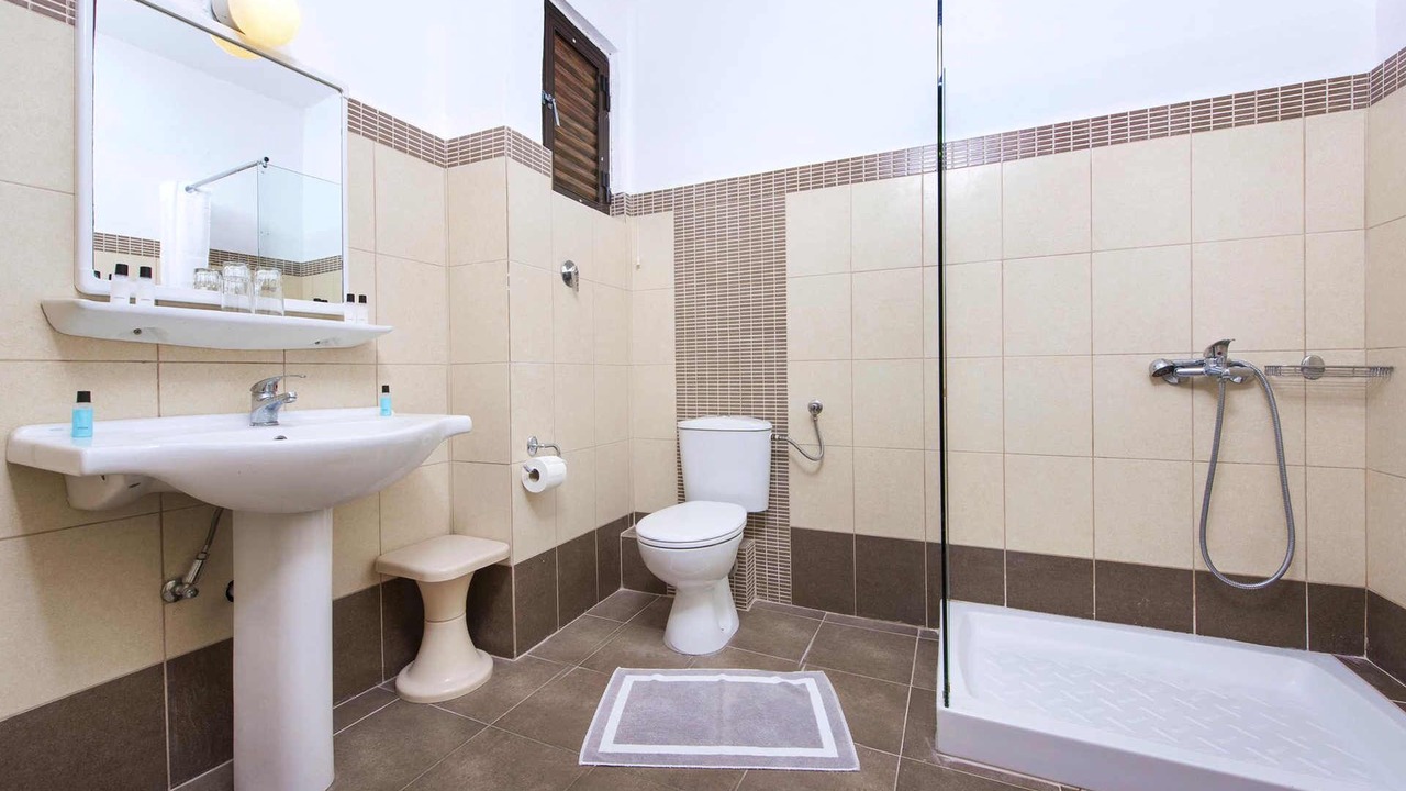 Photo of Bathroom in Benitses