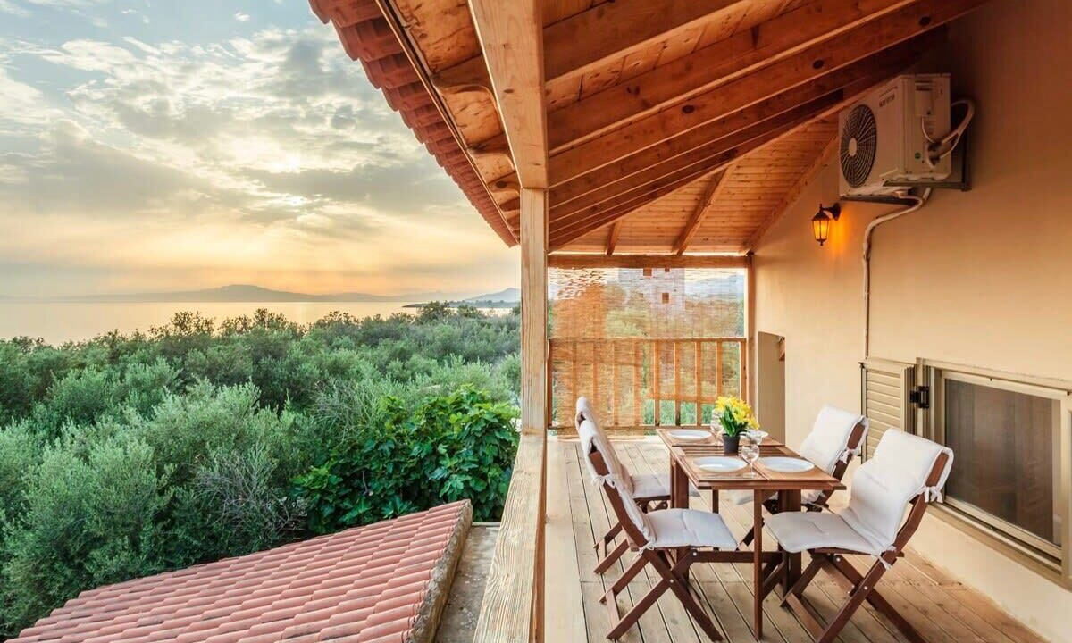 Photo of Patio Balcony in Lefktron