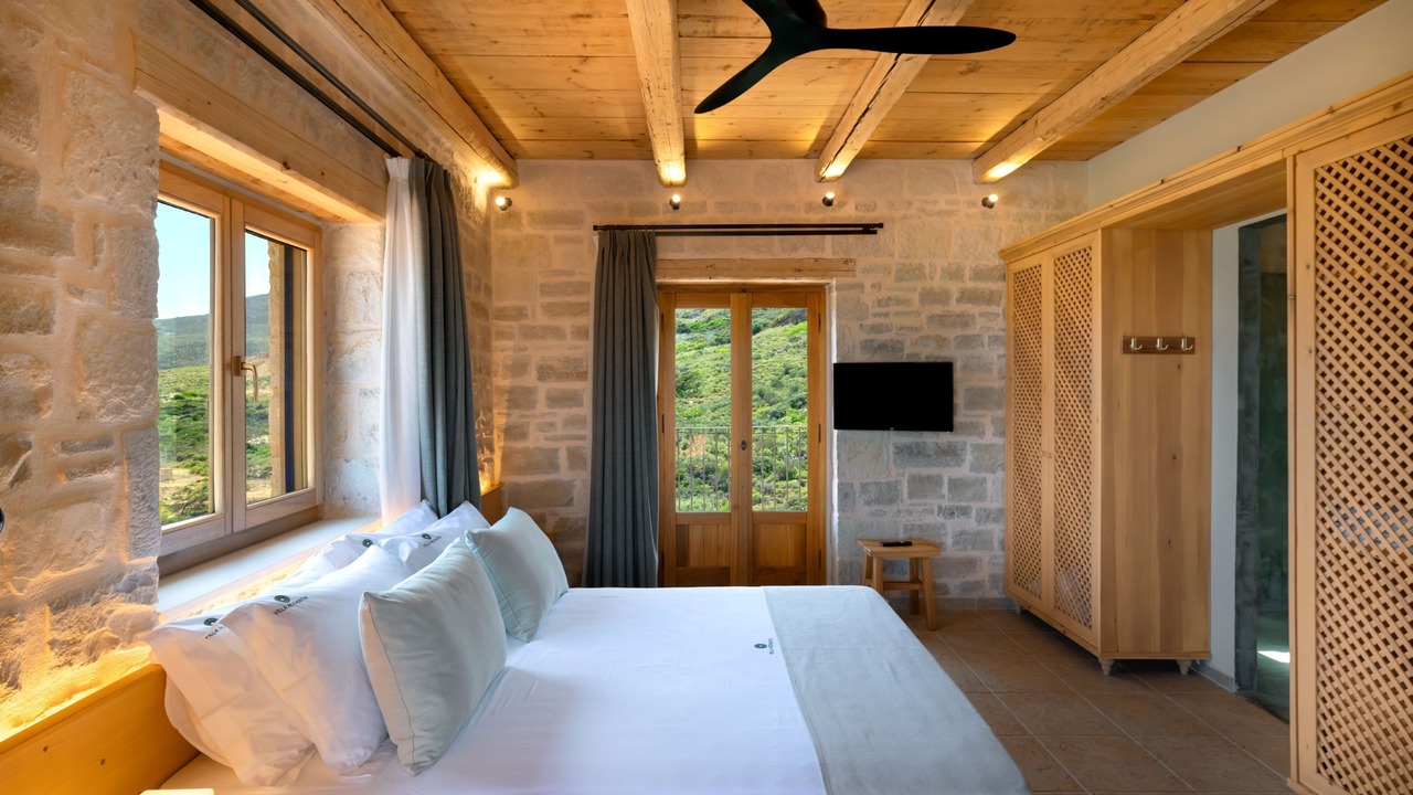 Photo of Bedroom in Filaki