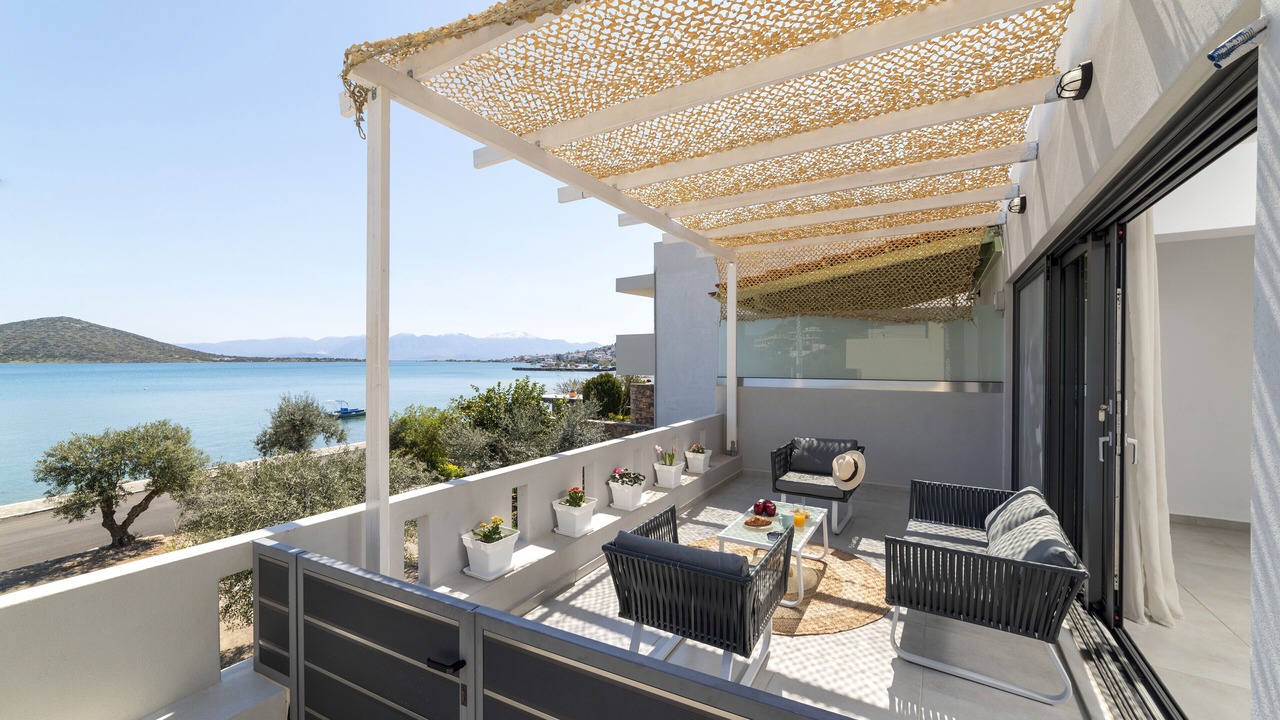 Photo of Patio Balcony in Mavrikiano