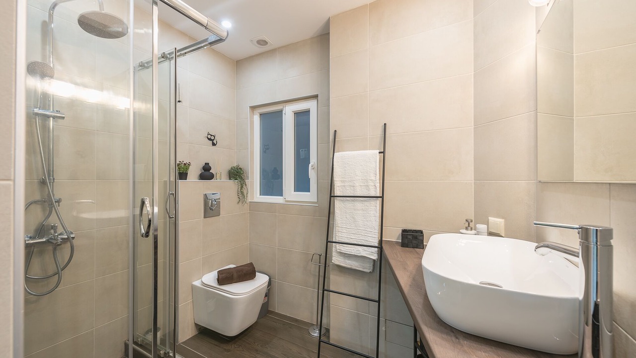 Photo of Bathroom in Omonia