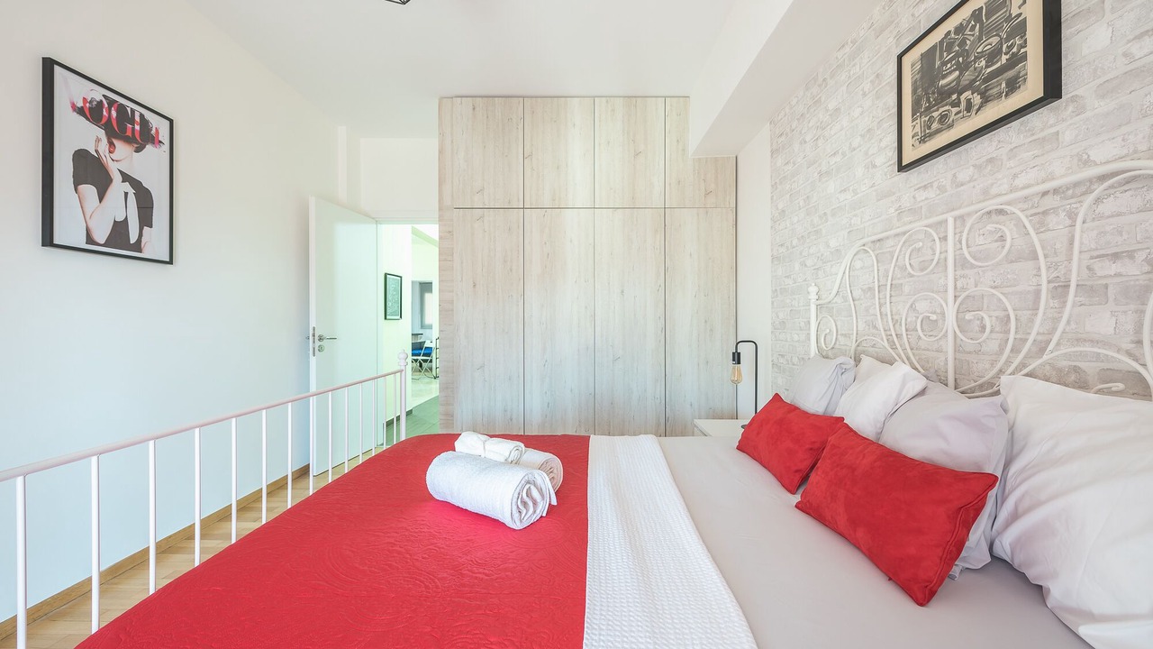 Photo of Bedroom in Omonia