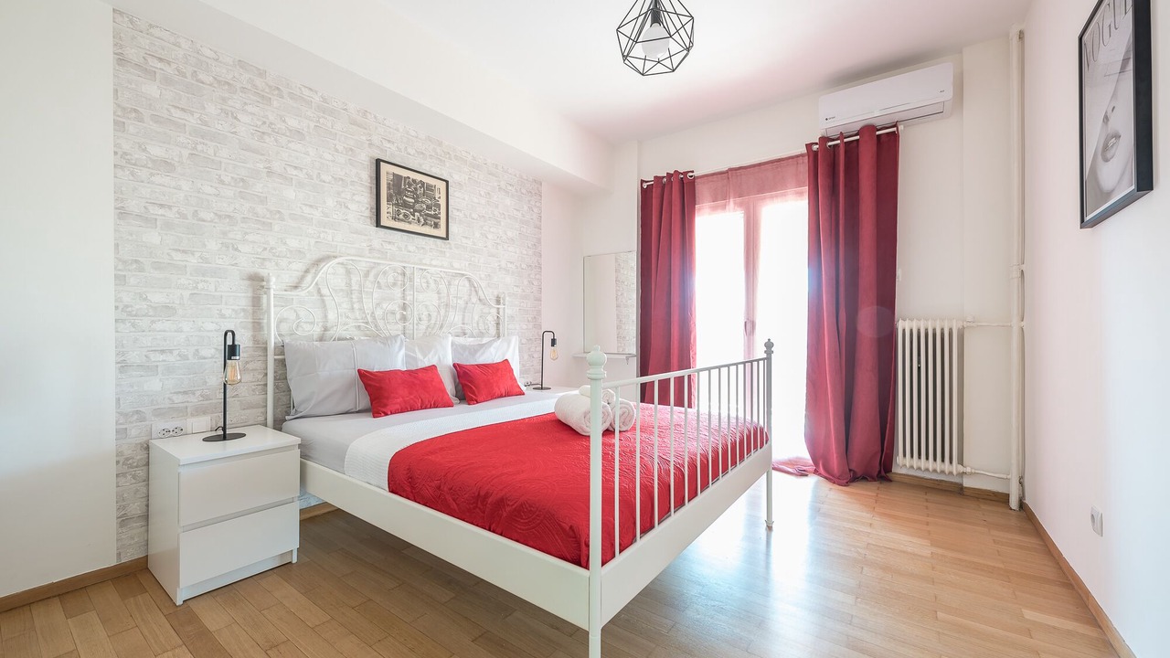 Photo of Bedroom in Omonia