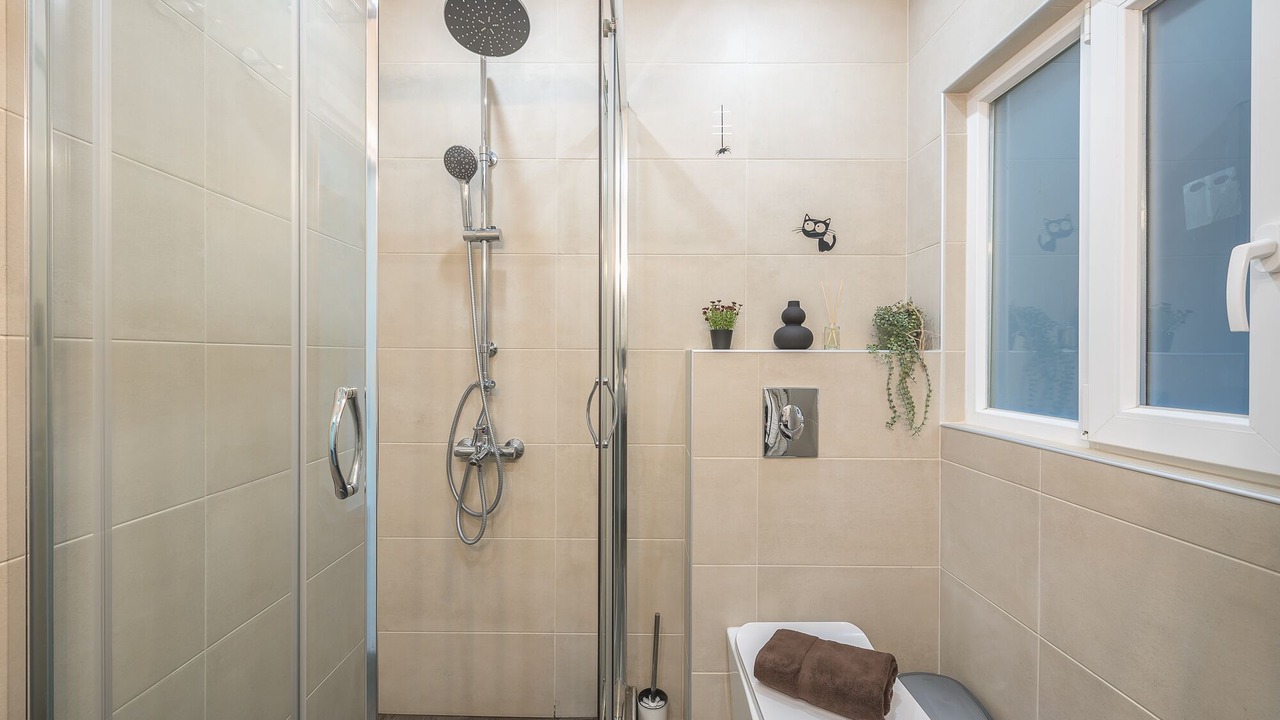 Photo of Bathroom in Omonia