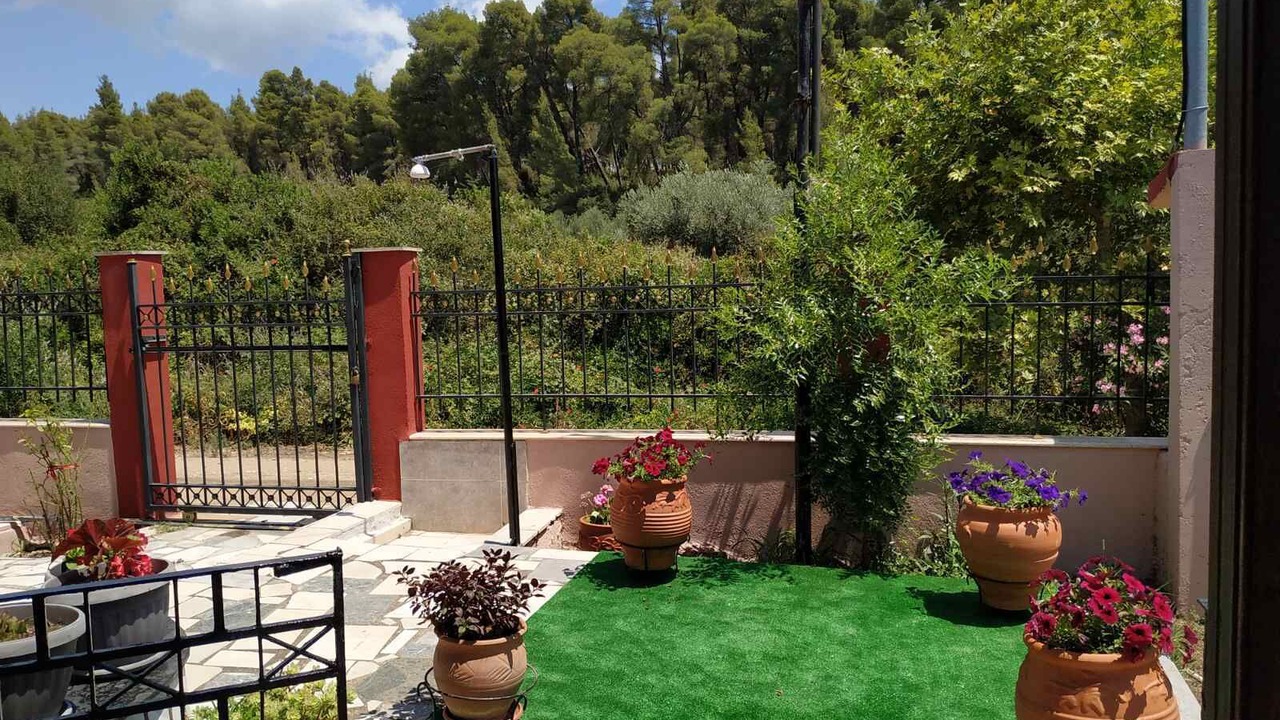 Photo of Outdoor in Metamorfosi