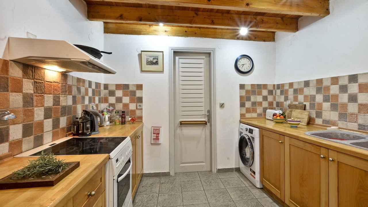 Photo of Kitchen in Kouramades