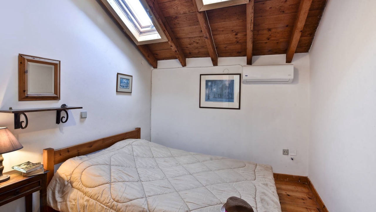 Photo of Bedroom in Kouramades