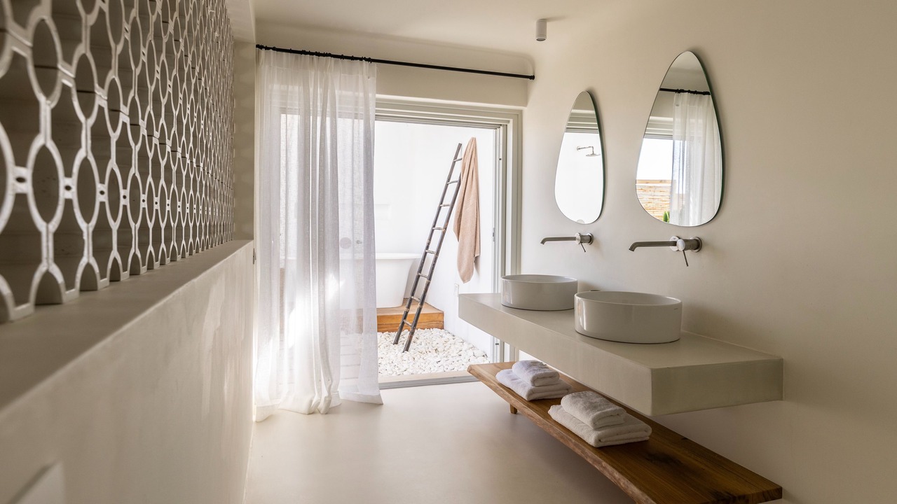 Photo of Bathroom in Kanalia