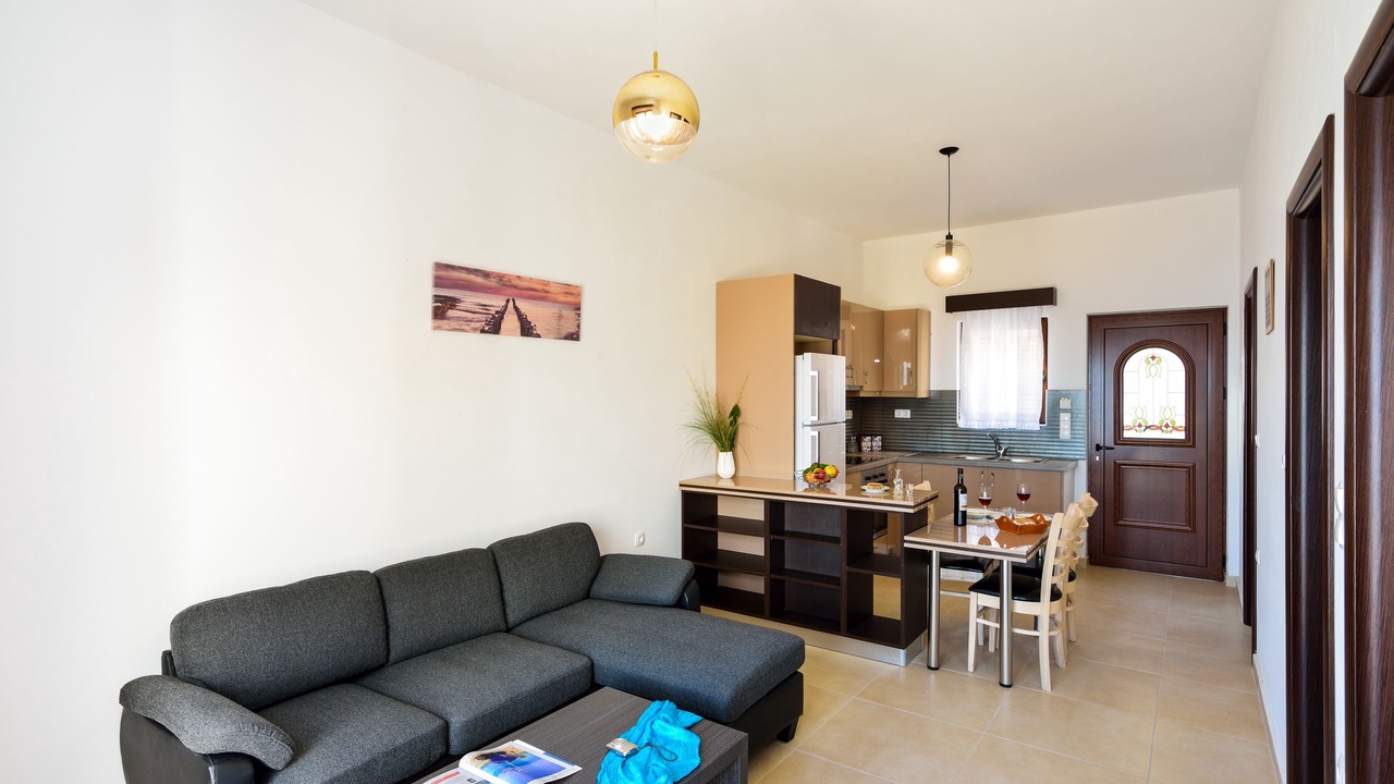 Photo of Livingroom in Aradena