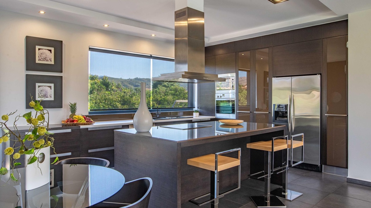 Photo of Kitchen in Alikianos