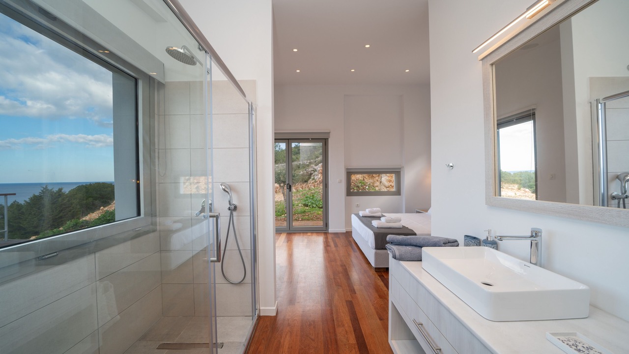 Photo of Bathroom in Fiskardo