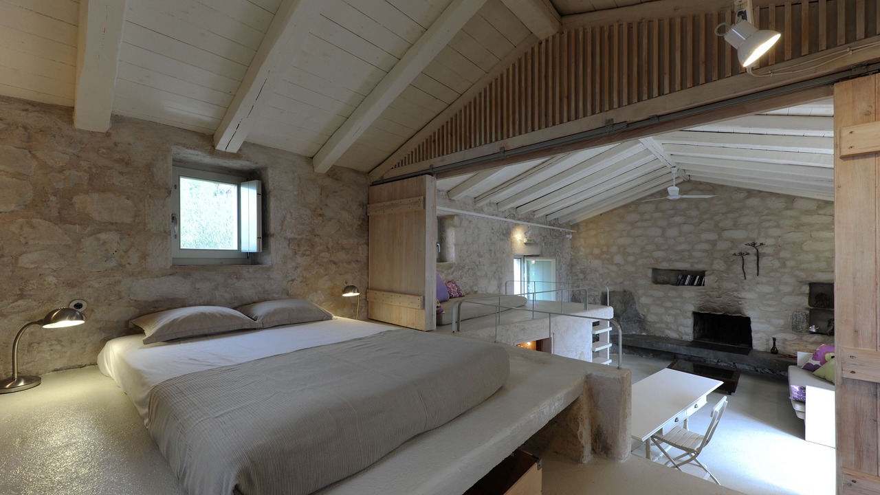 Photo of Bedroom in East Mani